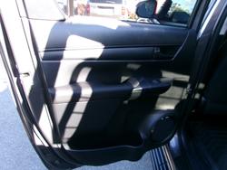2022 Toyota
Hilux 4x4 Hilux 4x4 SR 2.8L T Diesel Manual Double Cab C/C C221370 001