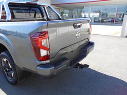 2025 Nissan
Navara ST-X