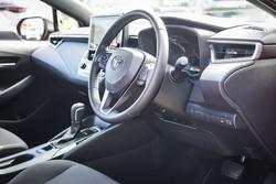 2025 Toyota COROLLA SX