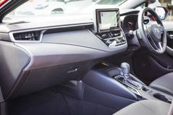 2025 Toyota COROLLA SX