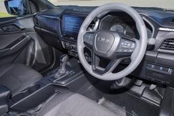 2025 Isuzu D-MAX X-RIDER