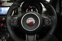2021 Abarth
595 Competizione