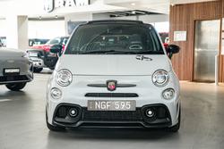 2021 Abarth
595 Competizione