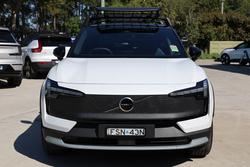 2025 Volvo EX30 Cross Country