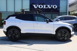 2025 Volvo EX30 Cross Country