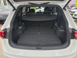 2021 Volkswagen
Tiguan 162TSI R-Line