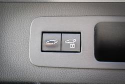 2025 Toyota LANDCRUISER VX