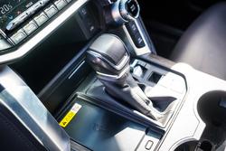 2025 Toyota LANDCRUISER VX