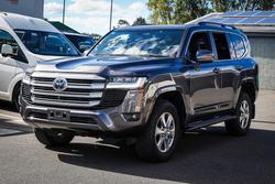 2025 Toyota LANDCRUISER VX