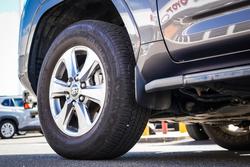2025 Toyota LANDCRUISER VX