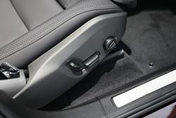 2025 Volvo XC60 Plus B5 Bright