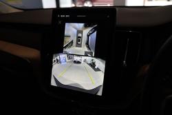 2025 Volvo XC60 Plus B5 Bright