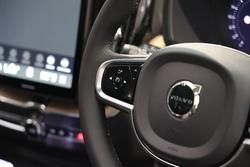 2025 Volvo XC60 Plus B5 Bright