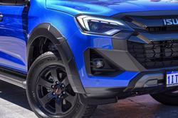 2025 Isuzu D-MAX X-TERRAIN