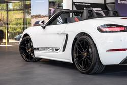 2024 Porsche 718 Boxster Style Edition