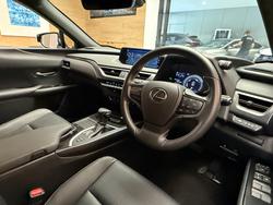 2020 Lexus UX250h Luxury 2.0L Hybrid Auto E-CVT SUV
