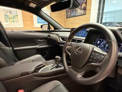 2020 Lexus UX250h Luxury 2.0L Hybrid Auto E-CVT SUV