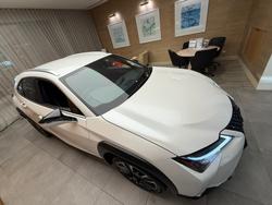 2020 Lexus UX250h Luxury 2.0L Hybrid Auto E-CVT SUV