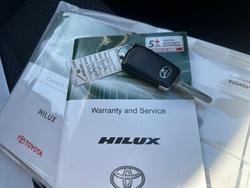 2019 TOYOTA HILUX WORKMATE TGN121R MY19 WHITE