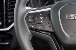 2026 Isuzu MU-X LS-T
