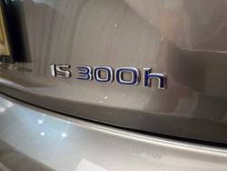 2017 Lexus IS300h F Sport 2.5L Hybrid CVT Sedan