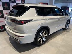 2025 MITSUBISHI Outlander EXCEED