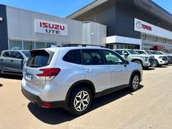 2023 SUBARU FORESTER