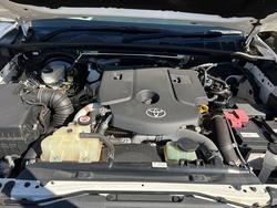 2020 Toyota Fortuner Crusade White