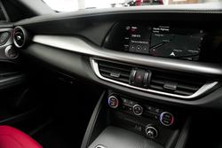 2023 Alfa Romeo Stelvio Veloce