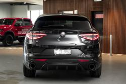 2023 Alfa Romeo Stelvio Veloce