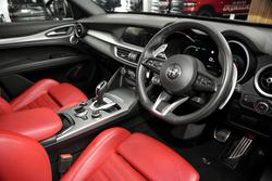 2023 Alfa Romeo Stelvio Veloce