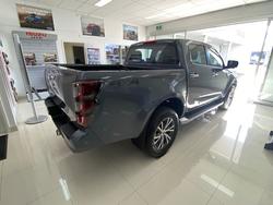 2025 ISUZU
D-MAX LSU+