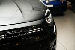 2023 Fiat 500e La Prima