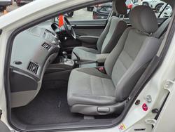 2011 Honda Civic VTi-L 8th Gen MY11 WHITE
