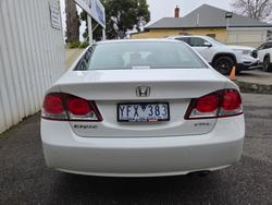 2011 Honda Civic VTi-L 8th Gen MY11 WHITE