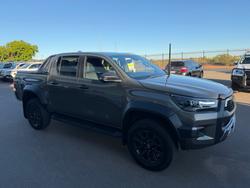 2023 Toyota Hilux Rogue Brown