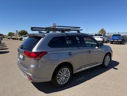 2019 MITSUBISHI OUTLANDER GREY