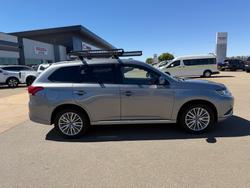 2019 MITSUBISHI OUTLANDER GREY