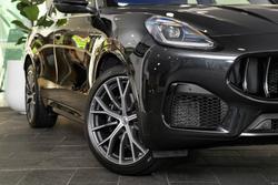 2025 Maserati Grecale 300 HP 4WD NERO TEMPESTA-408