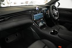 2025 Maserati Grecale 300 HP 4WD NERO TEMPESTA-408