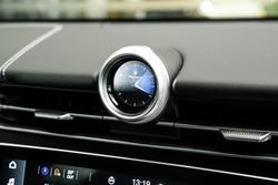 2025 Maserati Grecale MODENA 330HP HYBRID Bianco Banchisa-240