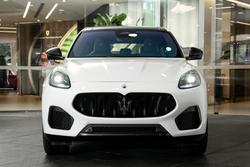 2025 Maserati Grecale MODENA 330HP HYBRID Bianco Banchisa-240