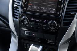 2017 Mitsubishi Pajero Sport Exceed