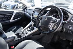 2017 Mitsubishi Pajero Sport Exceed