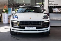 2024 Porsche Macan T
