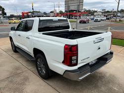 2024 MITSUBISHI TRITON GLS