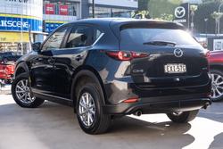 2022 Mazda
CX-5 G25 Maxx Sport