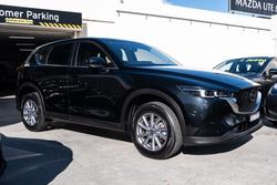 2022 Mazda
CX-5 G25 Maxx Sport