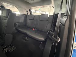 2025 Ford
Everest Sport