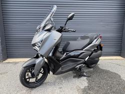 2026 Yamaha XMAX 300 Crystal Graphite